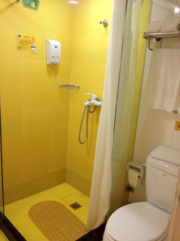 Home Inn Guangzhou Middle Jiefang Road Gongyuanqian Metro Station 광저우 외부 사진