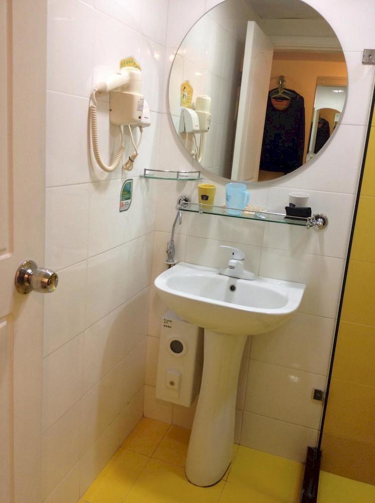 Home Inn Guangzhou Middle Jiefang Road Gongyuanqian Metro Station 광저우 외부 사진