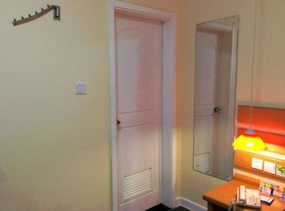 Home Inn Guangzhou Middle Jiefang Road Gongyuanqian Metro Station 광저우 외부 사진