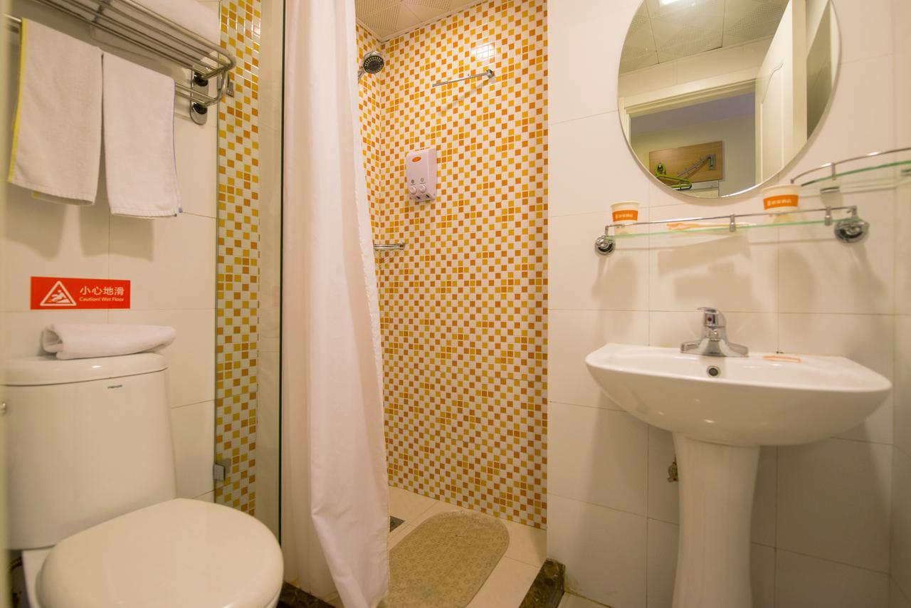 Home Inn Guangzhou Middle Jiefang Road Gongyuanqian Metro Station 광저우 외부 사진