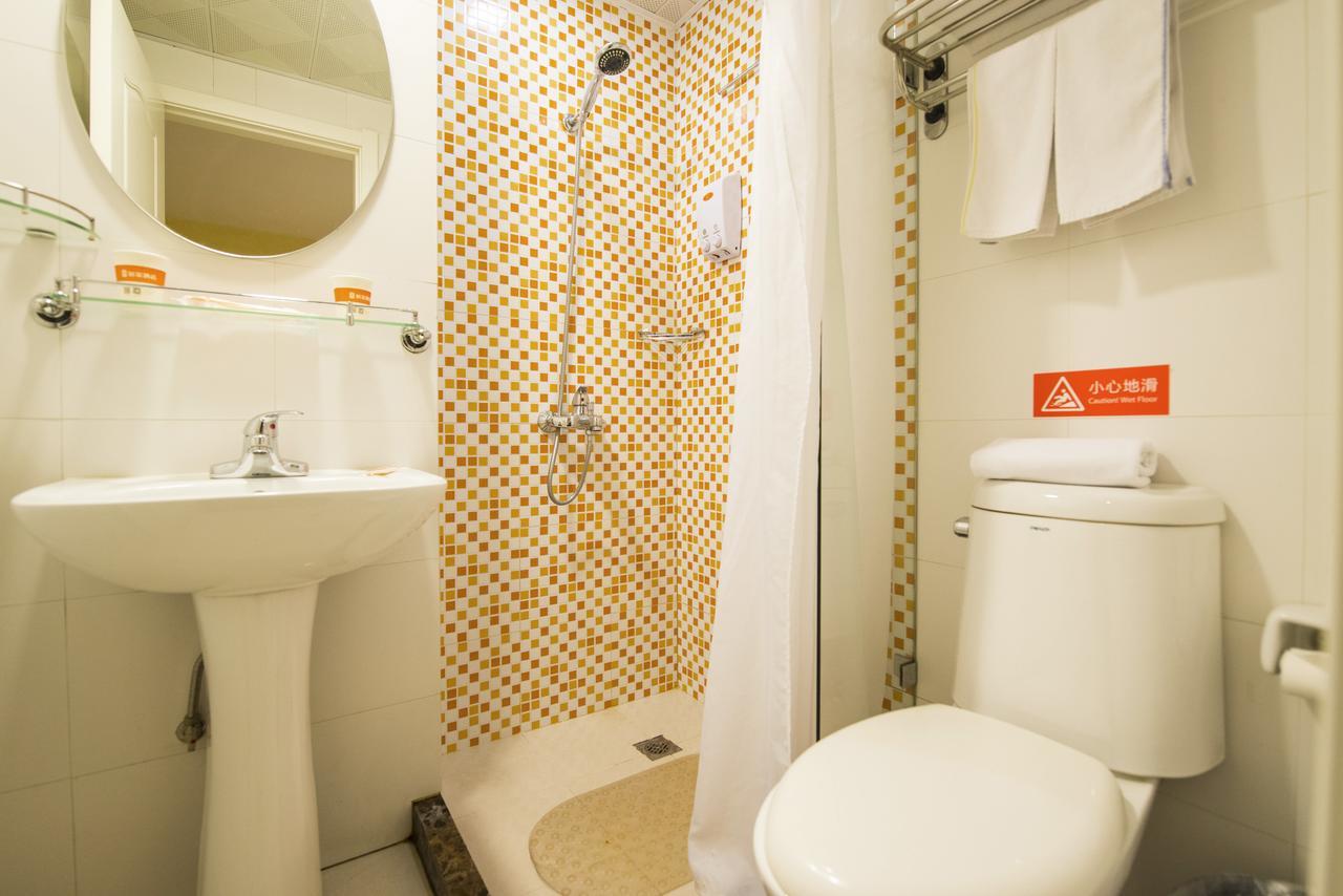 Home Inn Guangzhou Middle Jiefang Road Gongyuanqian Metro Station 광저우 외부 사진