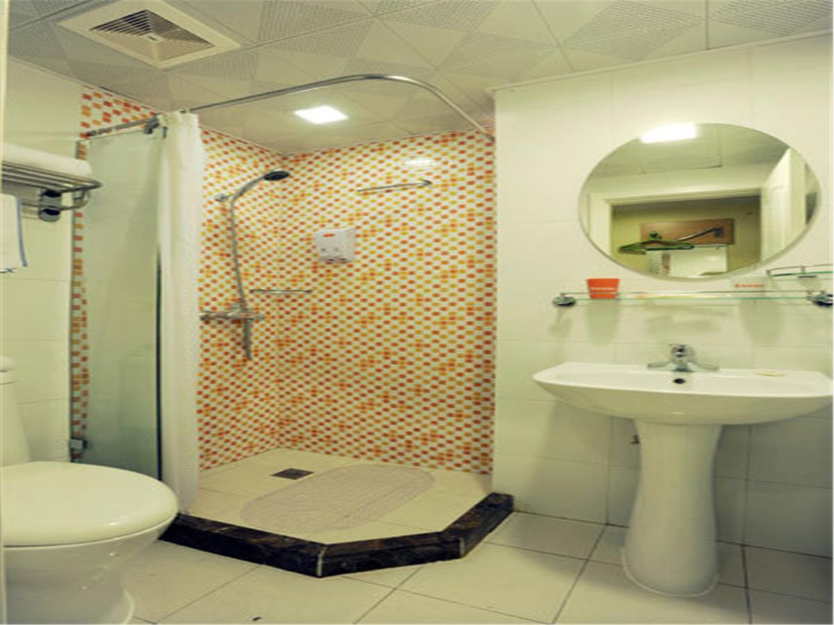 Home Inn Guangzhou Middle Jiefang Road Gongyuanqian Metro Station 광저우 외부 사진